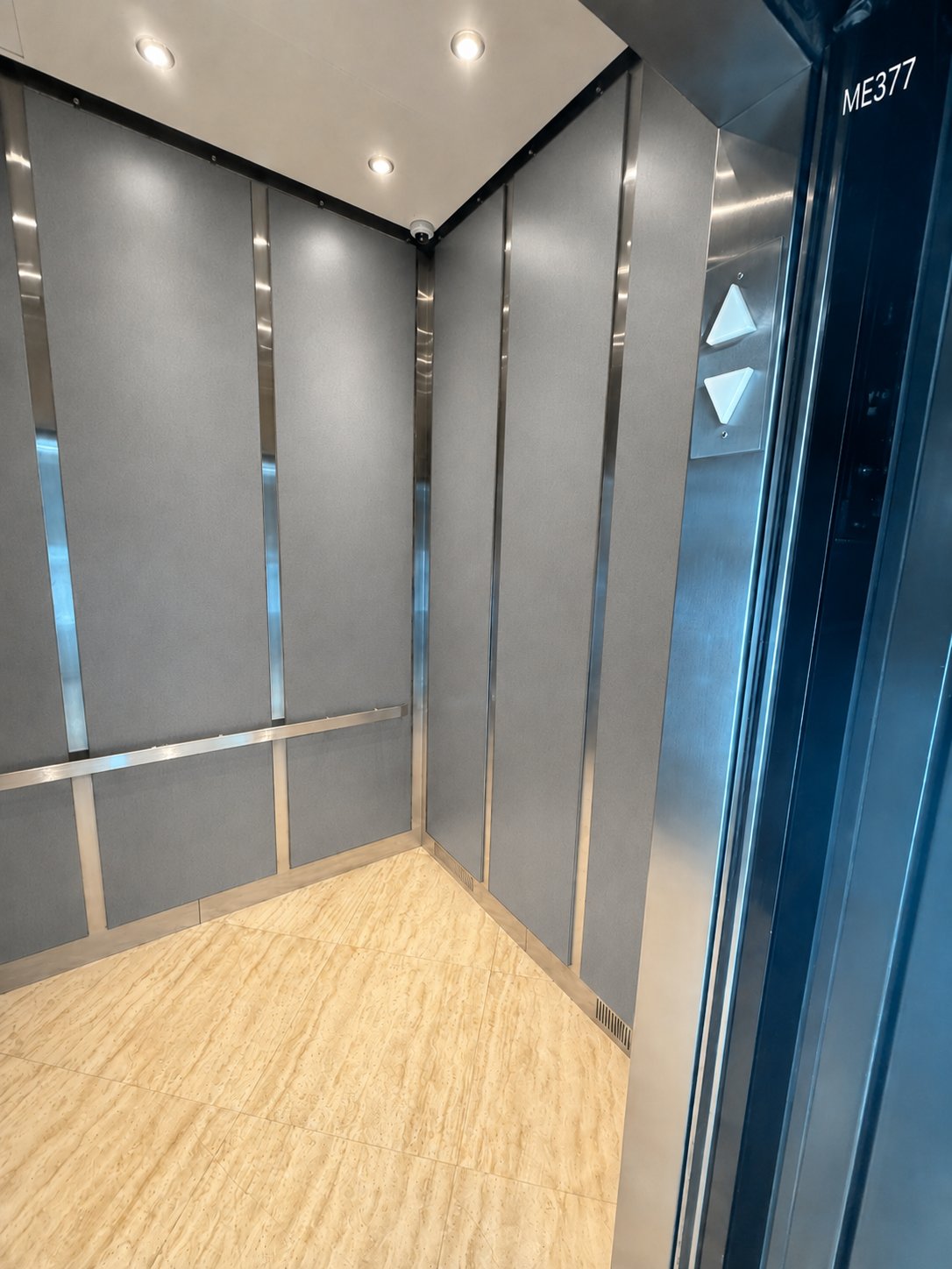 Graphite Linen elevator cab finish — primary view